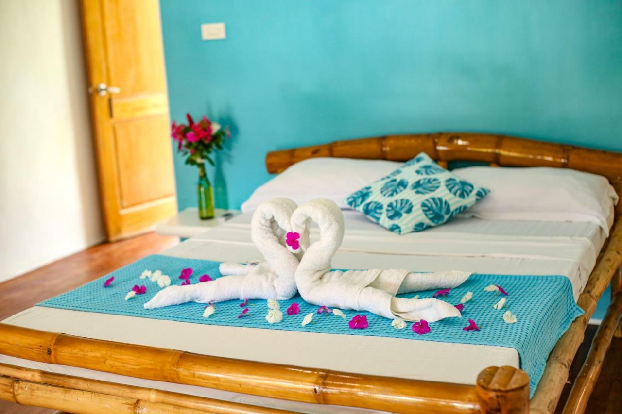 Lunazul Guesthouse San Vicente  Eksteriør bilde